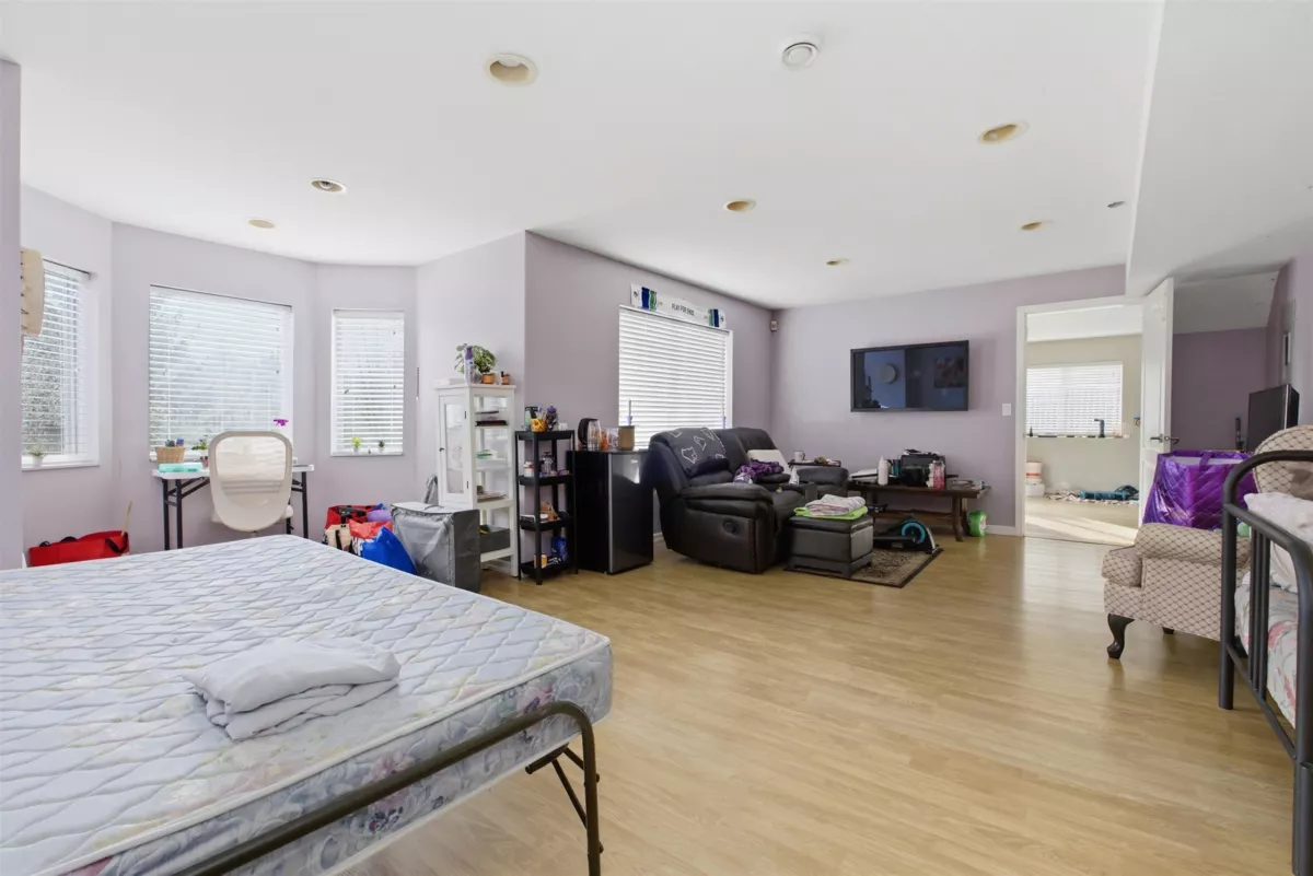 Outdoor Deck Photo of 4570 Maysfield Crescent, Langley, BC