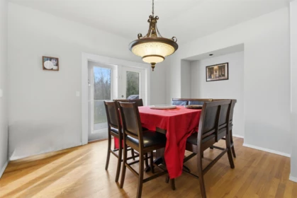 Primary Bedroom Photo of 4570 Maysfield Crescent, Langley, BC