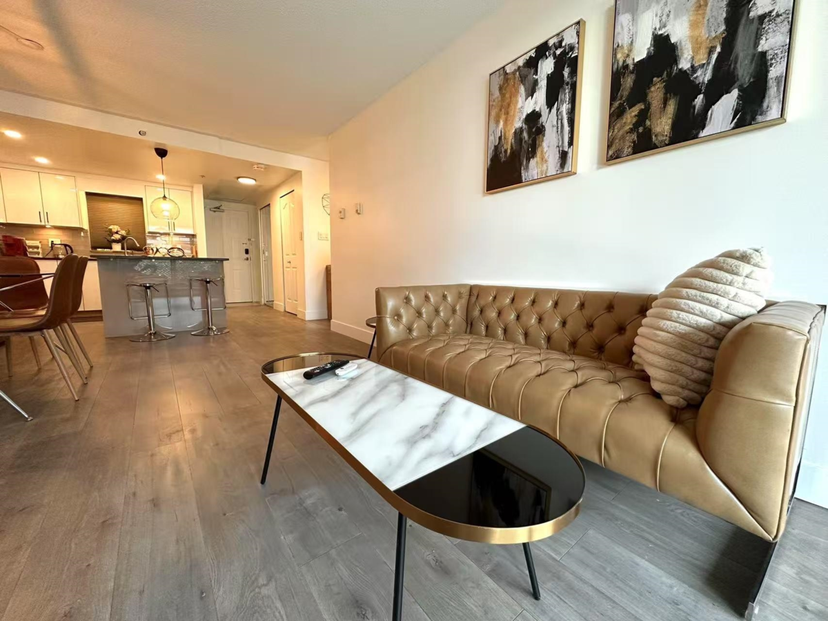 Dining Area Photo of 311 555 Abbott Street, Vancouver, BC