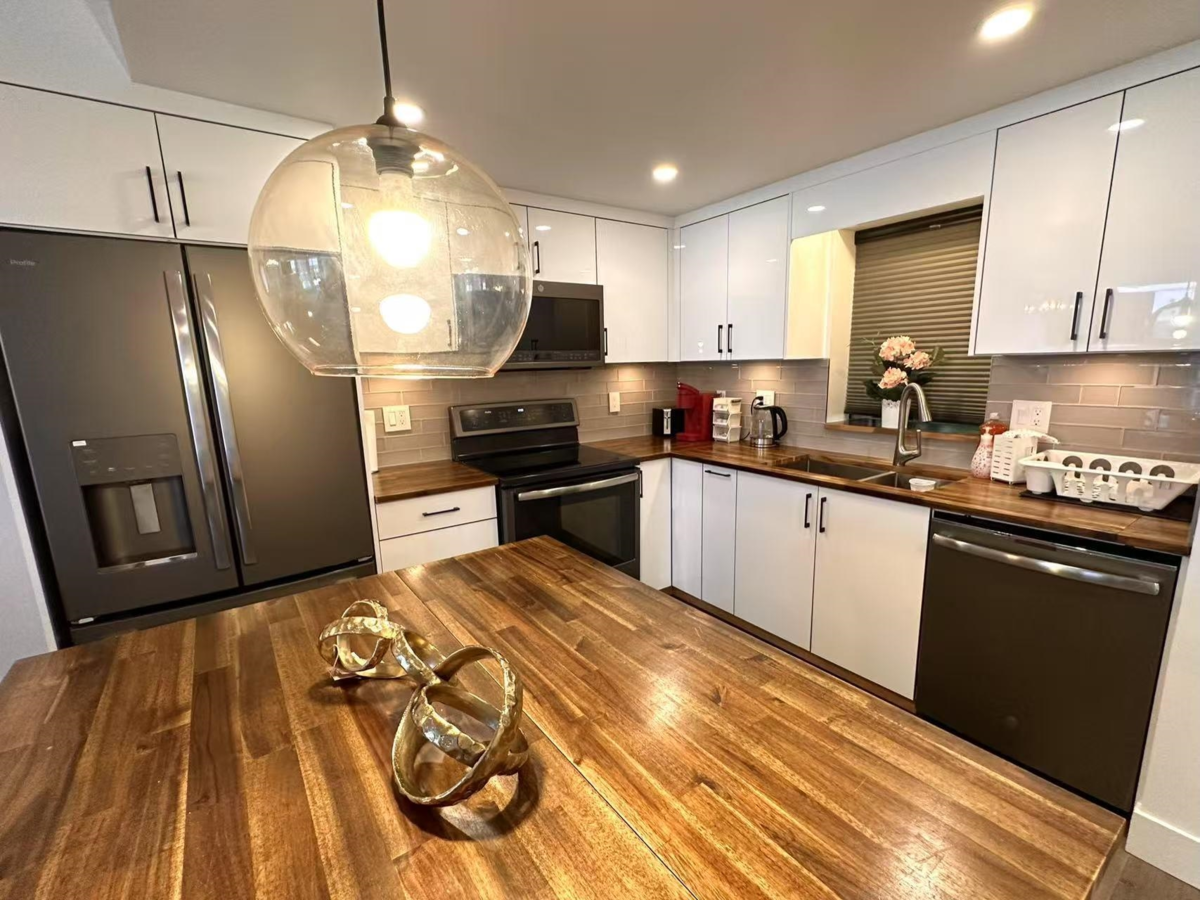 Living Room Photo of 311 555 Abbott Street, Vancouver, BC