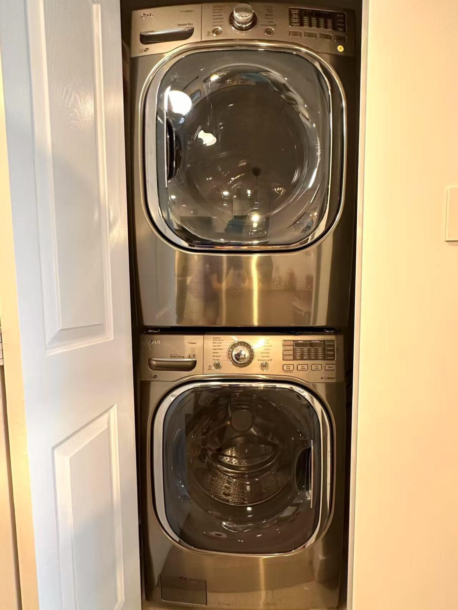 Primary Bedroom Photo of 311 555 Abbott Street, Vancouver, BC