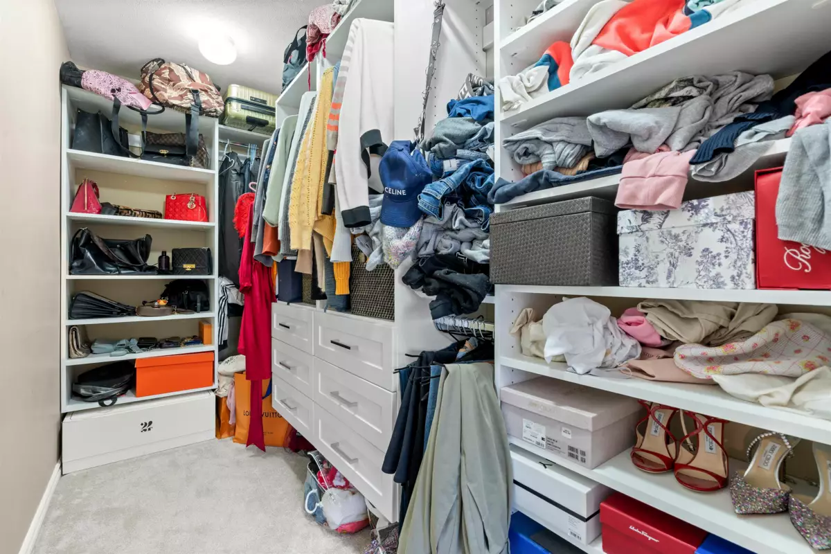 Basement Recreation Room Photo of 7321 146 Street, Surrey, BC