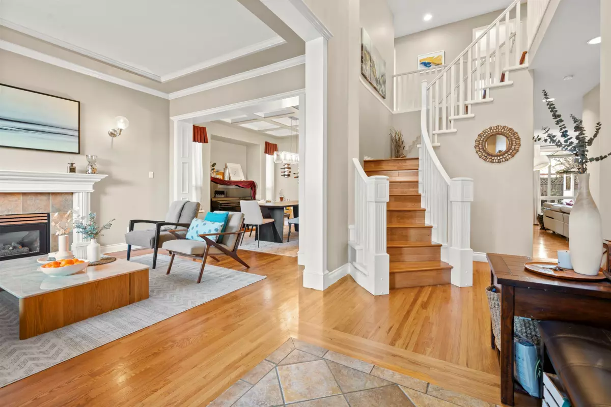 Family Room Photo of 7321 146 Street, Surrey, BC