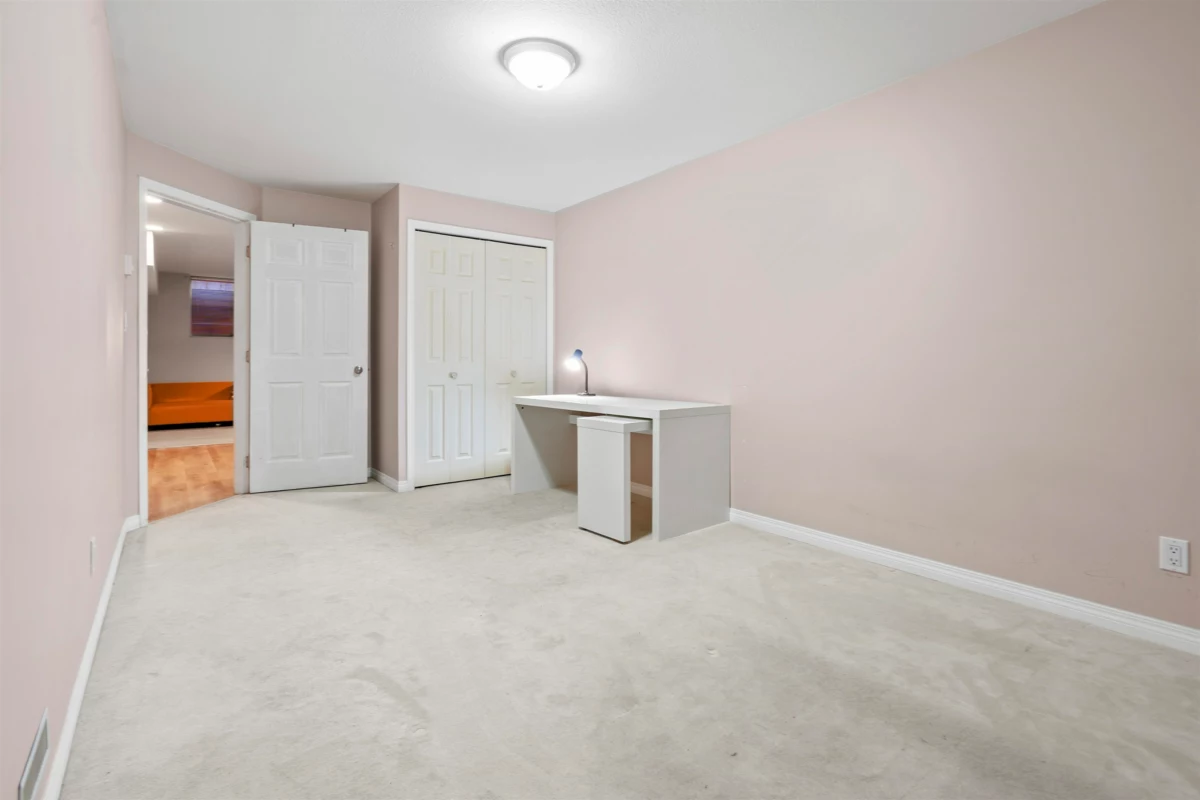 Front Yard Photo of 7321 146 Street, Surrey, BC