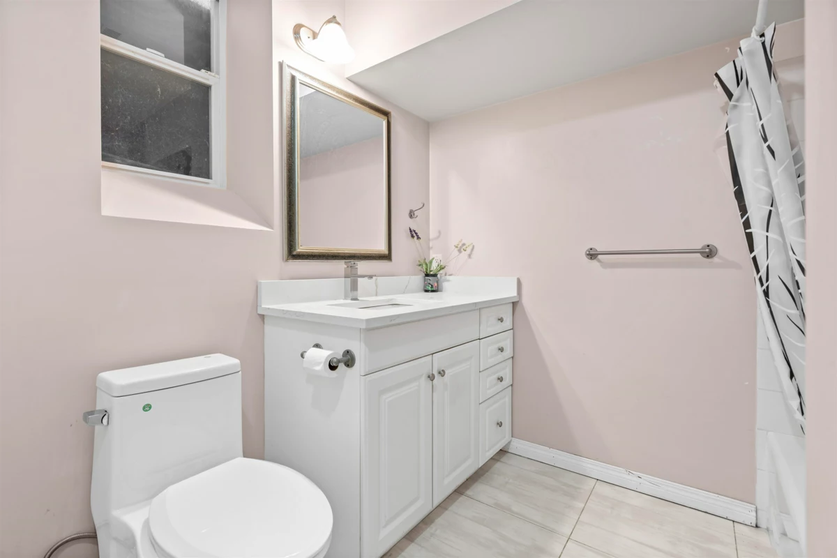 Outdoor Kitchen Photo of 7321 146 Street, Surrey, BC