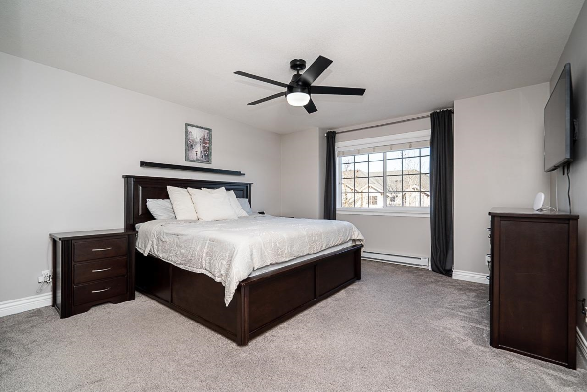 Bedroom 2 Photo of 6551 193b Street, Surrey, BC