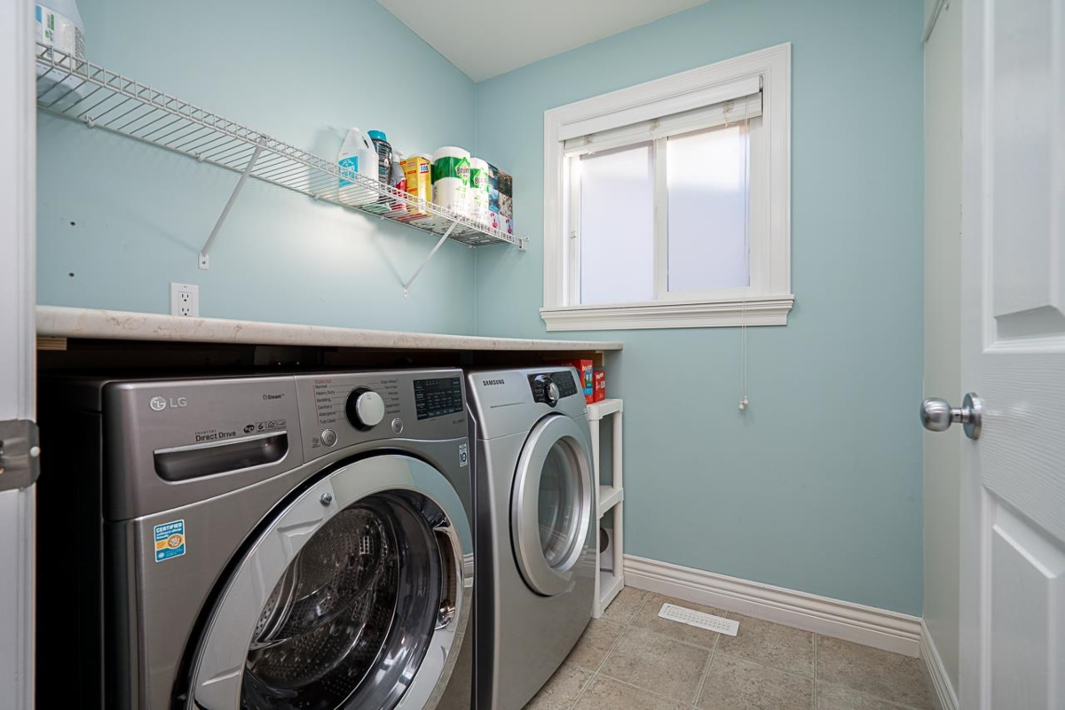 Loft / Bonus Room Photo of 6551 193b Street, Surrey, BC