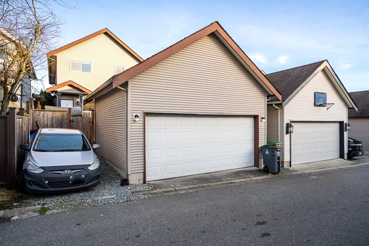 Outdoor Patio Photo of 6551 193b Street, Surrey, BC