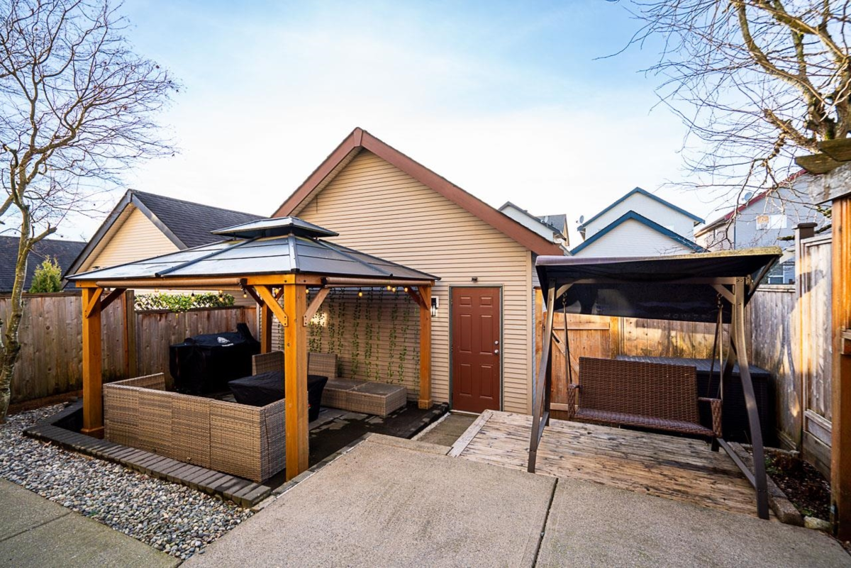 Staircase Photo of 6551 193b Street, Surrey, BC