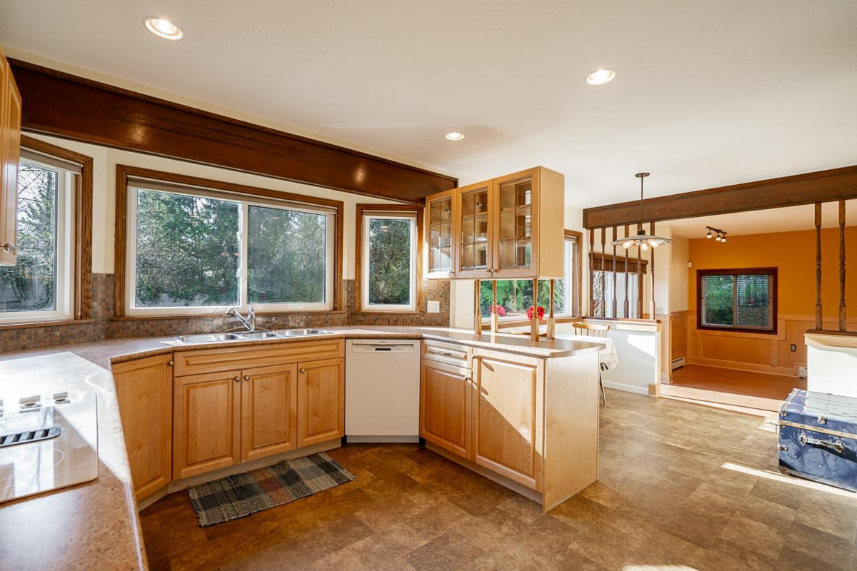 Breakfast Nook Photo of 22872 78 Avenue, Langley, BC
