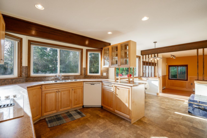 Breakfast Nook Photo of 22872 78 Avenue, Langley, BC