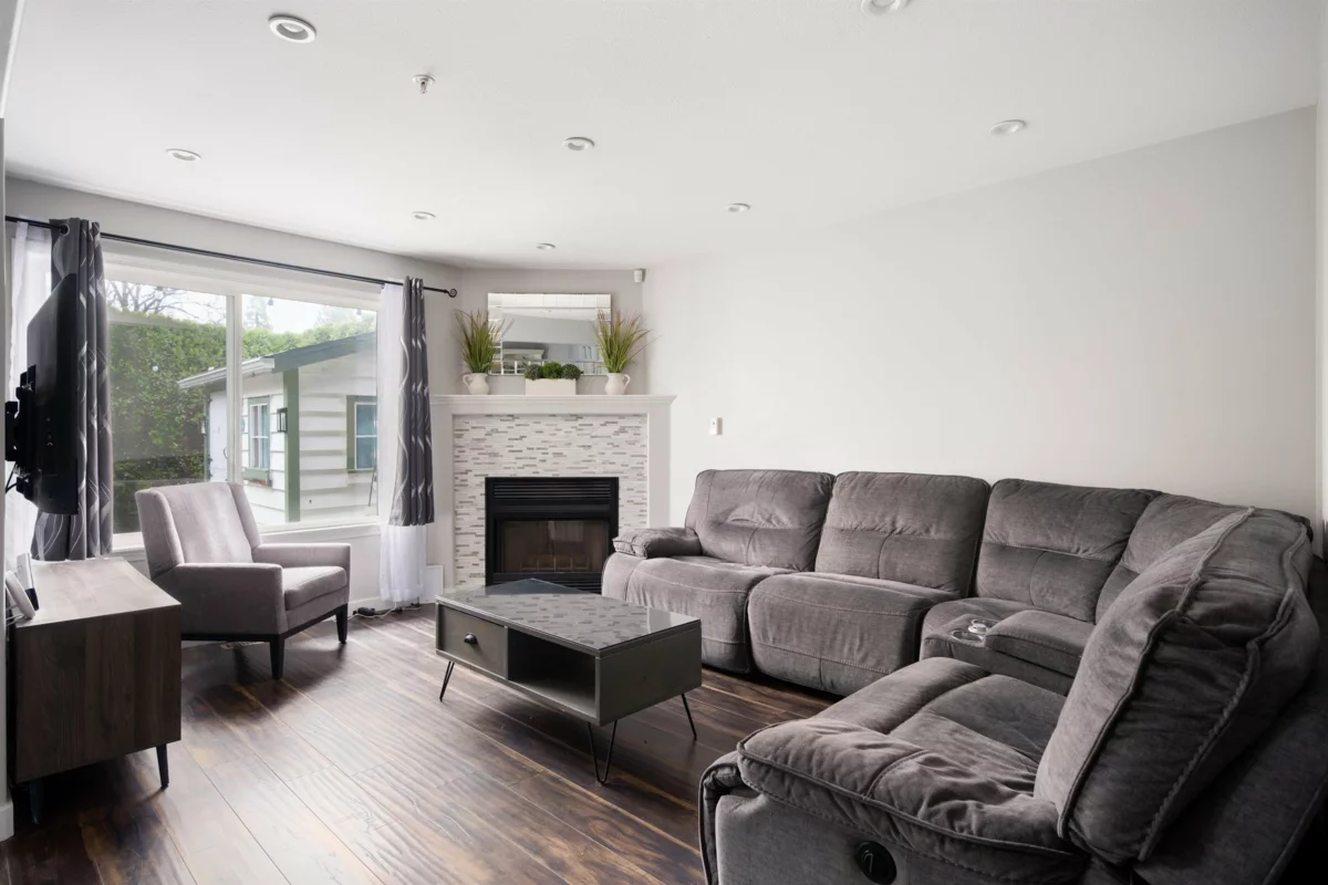 Exterior Rear Photo of 5 19270 122a Avenue, Pitt Meadows, BC