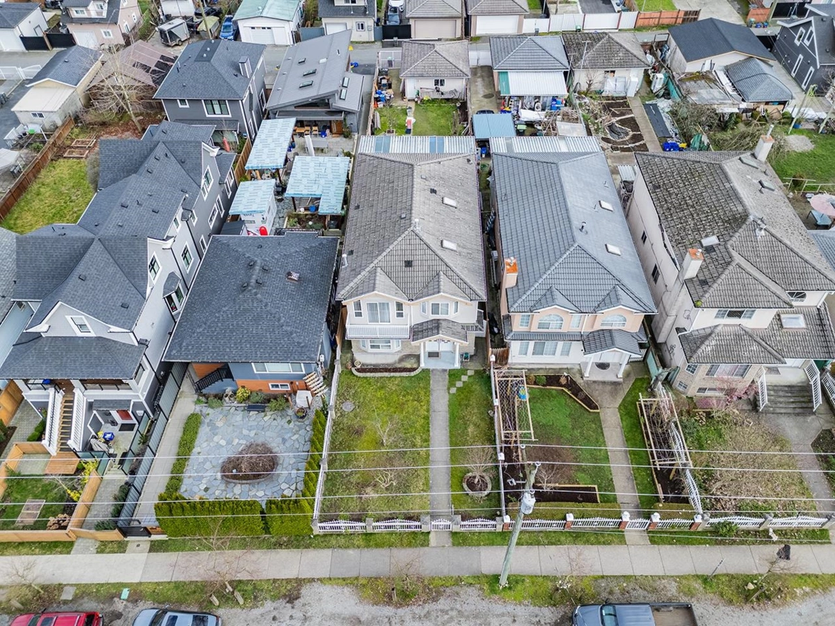 Family Room Photo of 5892 Tyne Street, Vancouver, BC