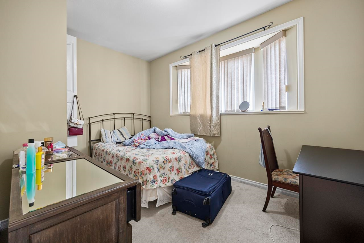 Staircase Photo of 5892 Tyne Street, Vancouver, BC