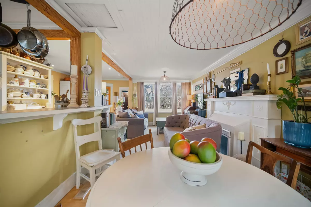 Basement Recreation Room Photo of 2201 St George Street, Port Moody, BC