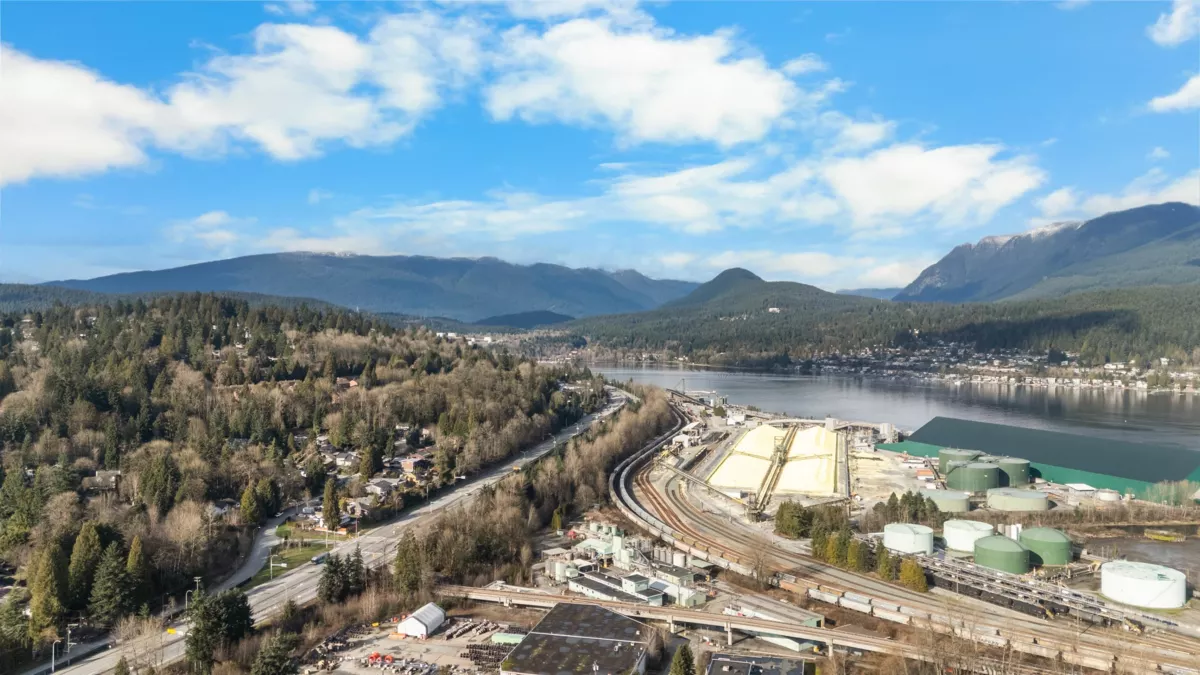 Bedroom 4 Photo of 2201 St George Street, Port Moody, BC