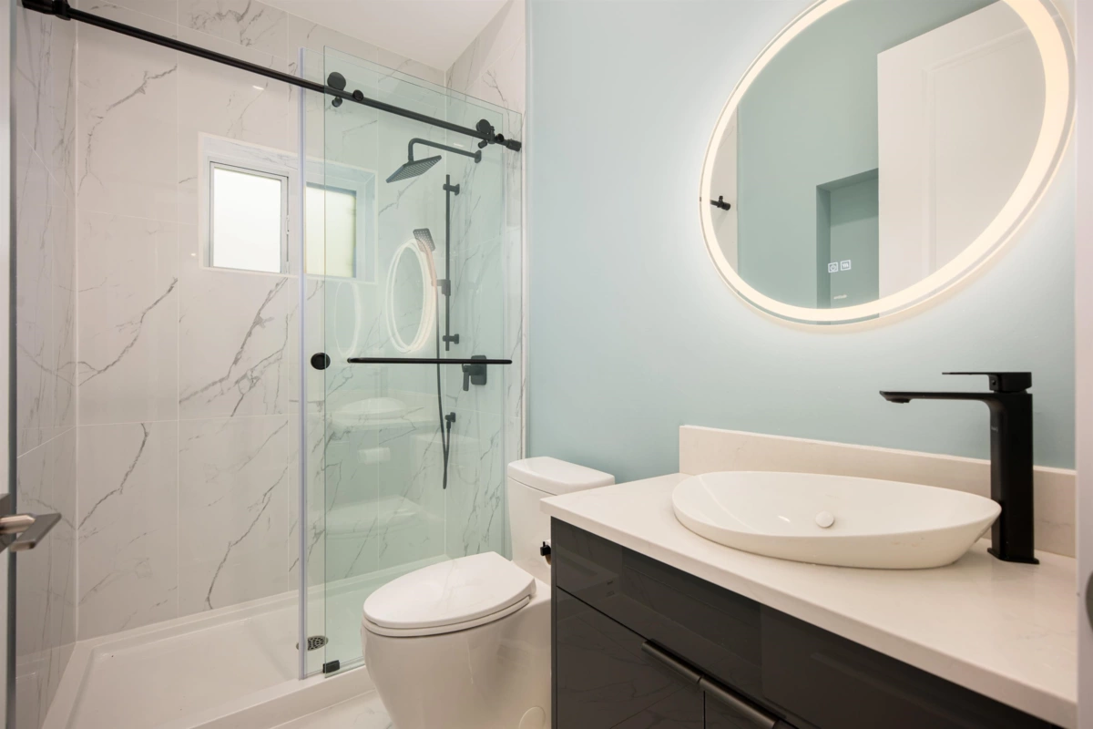 Bedroom 2 Photo of 1 58 E 39th Avenue, Vancouver, BC