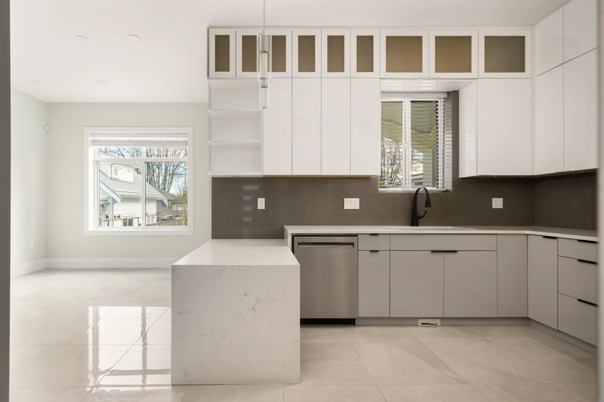 Breakfast Nook Photo of 1 58 E 39th Avenue, Vancouver, BC