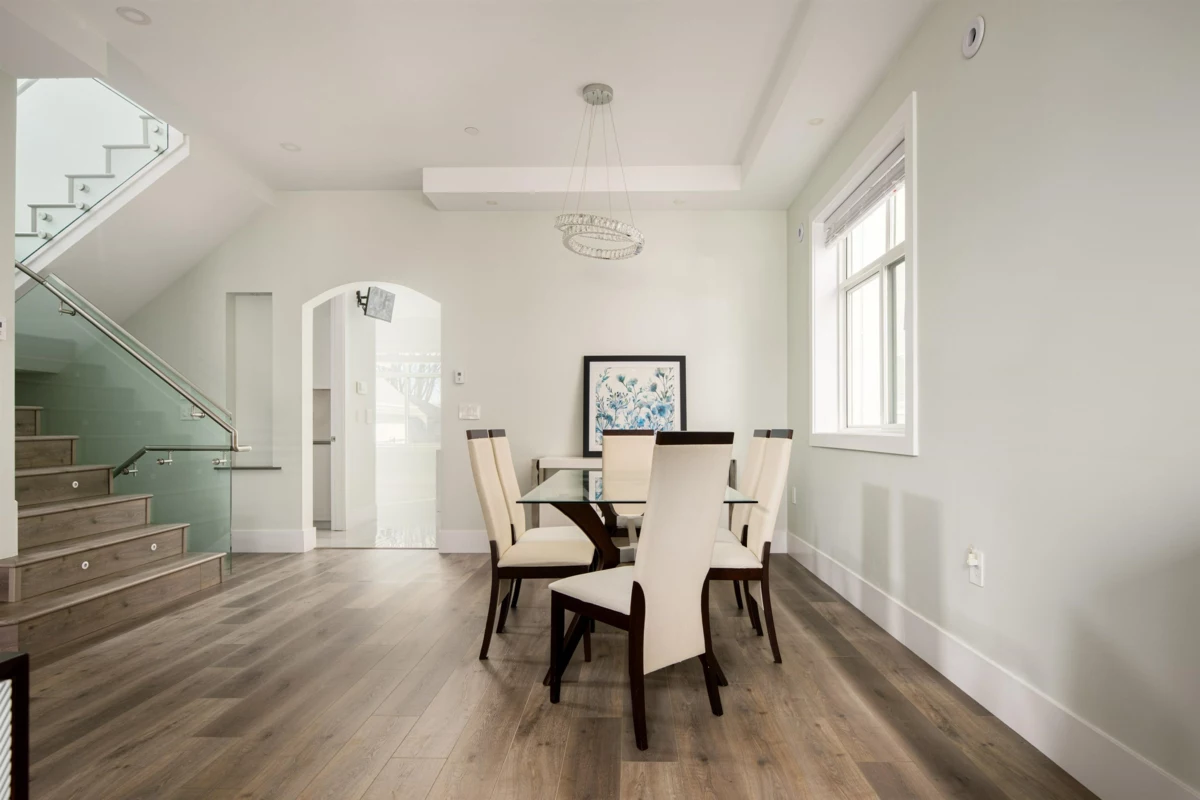 Dining Area Photo of 1 58 E 39th Avenue, Vancouver, BC