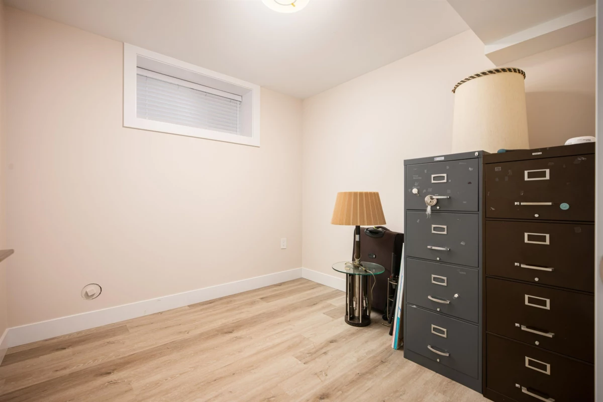 Garden / Landscaping Photo of 1 58 E 39th Avenue, Vancouver, BC