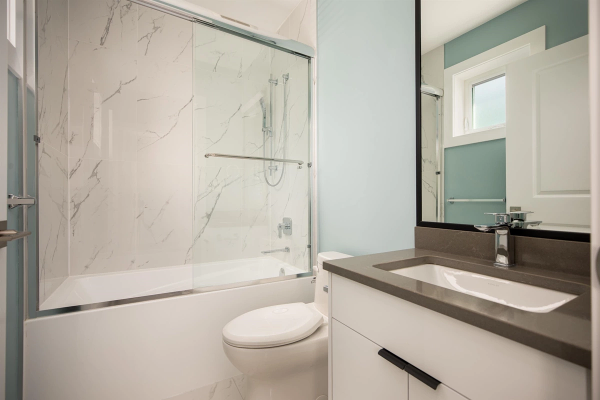 Laundry Room Photo of 1 58 E 39th Avenue, Vancouver, BC