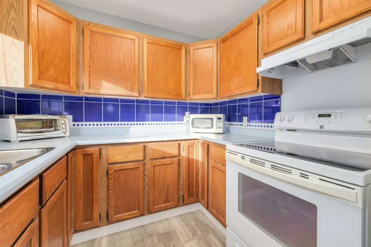 Breakfast Nook Photo of 5371 Regatta Way, Ladner, BC