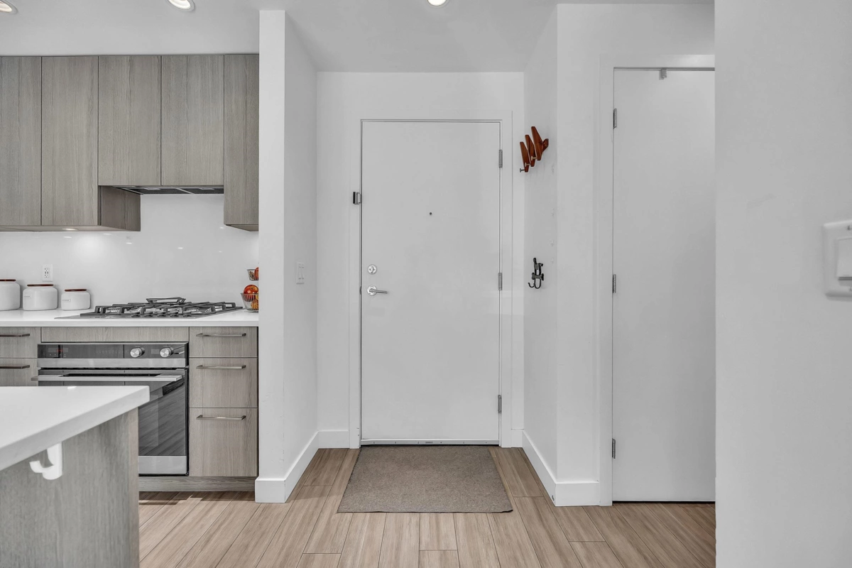 Kitchen Island Photo of 205 733 E 3rd Street, North Vancouver, BC