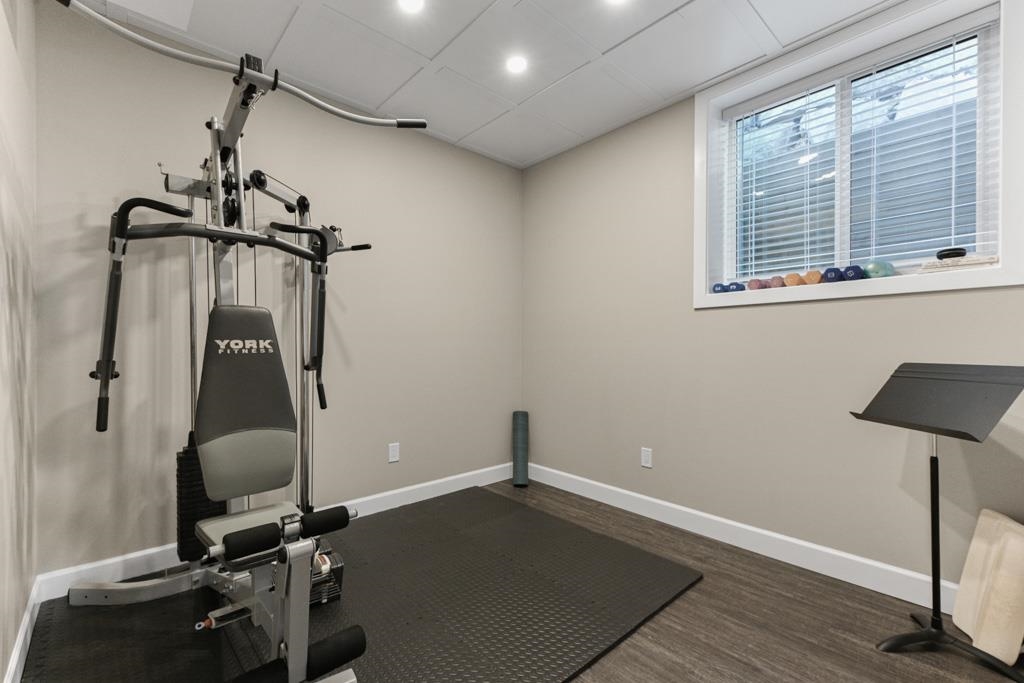 Entry Foyer Photo of 1529 Stromdahl Place, Agassiz, BC
