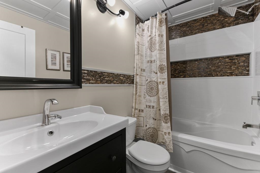 Hot Tub / Spa Photo of 1529 Stromdahl Place, Agassiz, BC