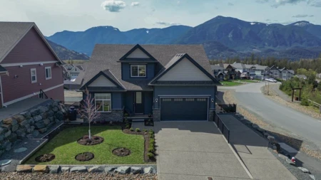 Neighborhood Park Photo Near 1529 Stromdahl Place, Agassiz, BC