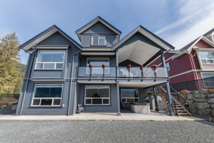 Outdoor Kitchen Photo of 1529 Stromdahl Place, Agassiz, BC