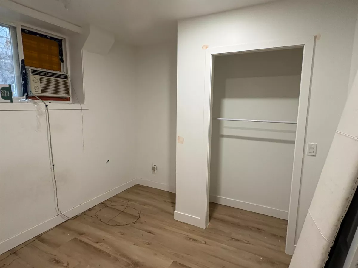 Powder Room Photo of 18048 64 Avenue, Surrey, BC