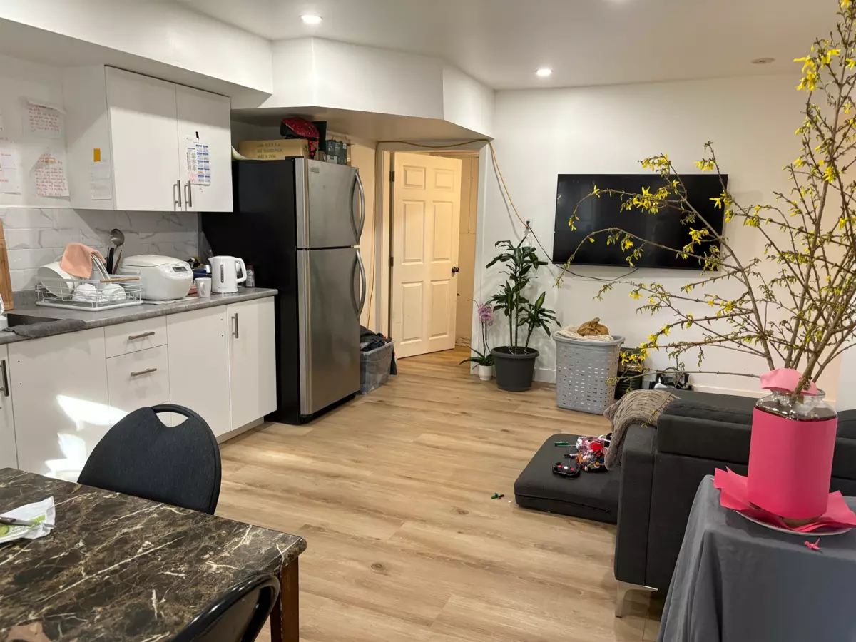 Walk-In Closet Photo of 18048 64 Avenue, Surrey, BC