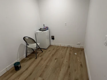 Basement Recreation Room Photo of 18048 64 Avenue, Surrey, BC