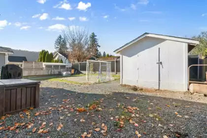 Front Yard Photo of 5865 Carter Road, Chilliwack, BC