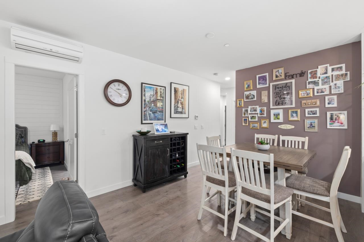 Dining Area Photo of 110 33540 Mayfair Avenue, Abbotsford, BC