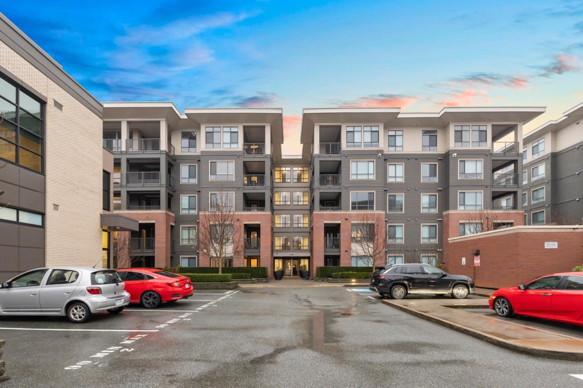 Garage Interior Photo of 110 33540 Mayfair Avenue, Abbotsford, BC