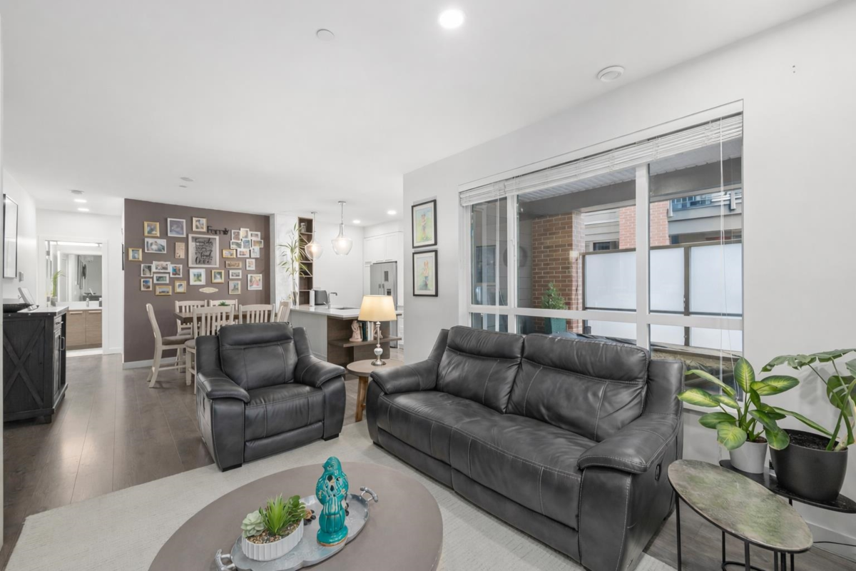 Living Room Photo of 110 33540 Mayfair Avenue, Abbotsford, BC