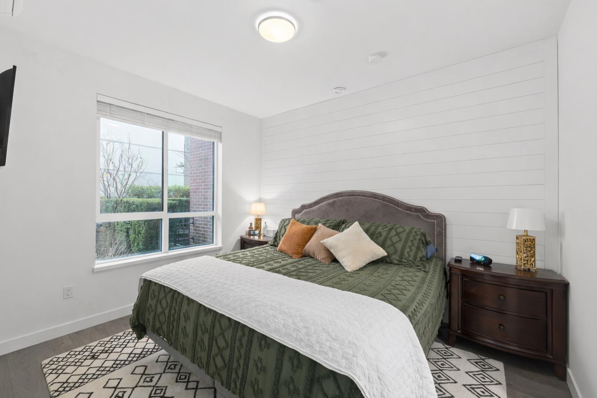 Primary Bedroom Photo of 110 33540 Mayfair Avenue, Abbotsford, BC