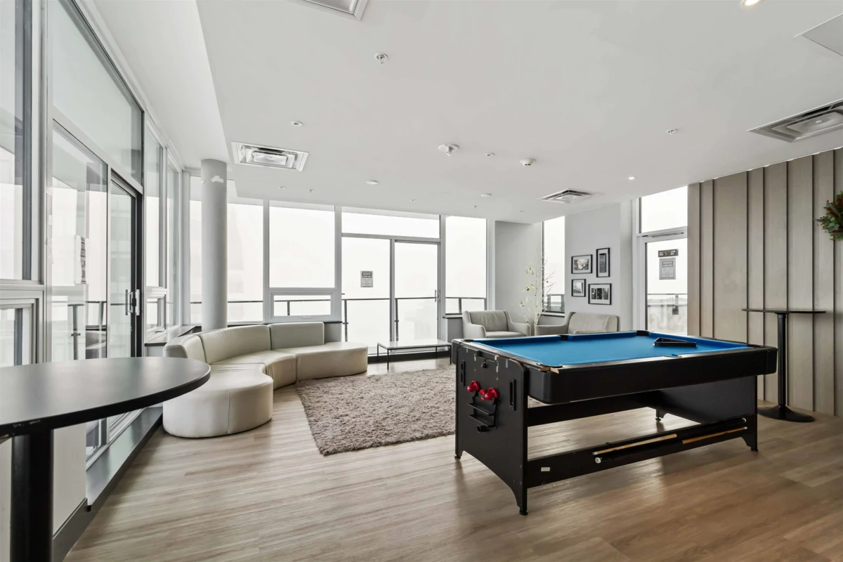 Family Room Photo of 507 823 Carnarvon Street, New Westminster, BC