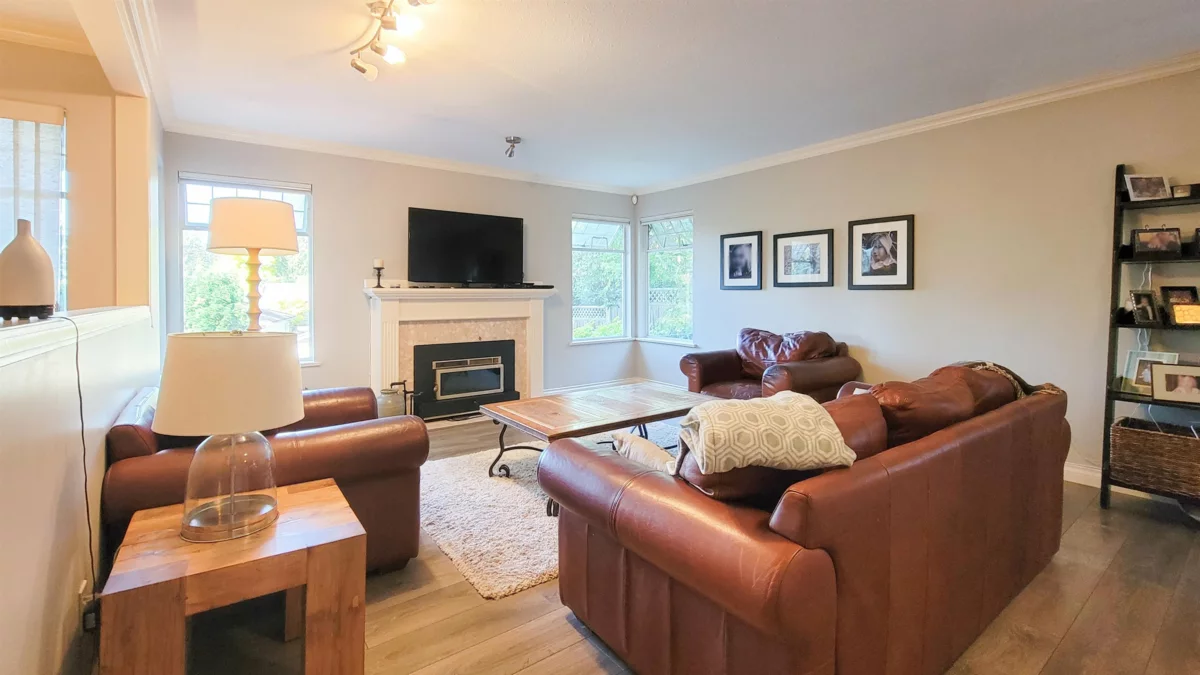 Garage Interior Photo of 3595 Wellington Crescent, North Vancouver, BC