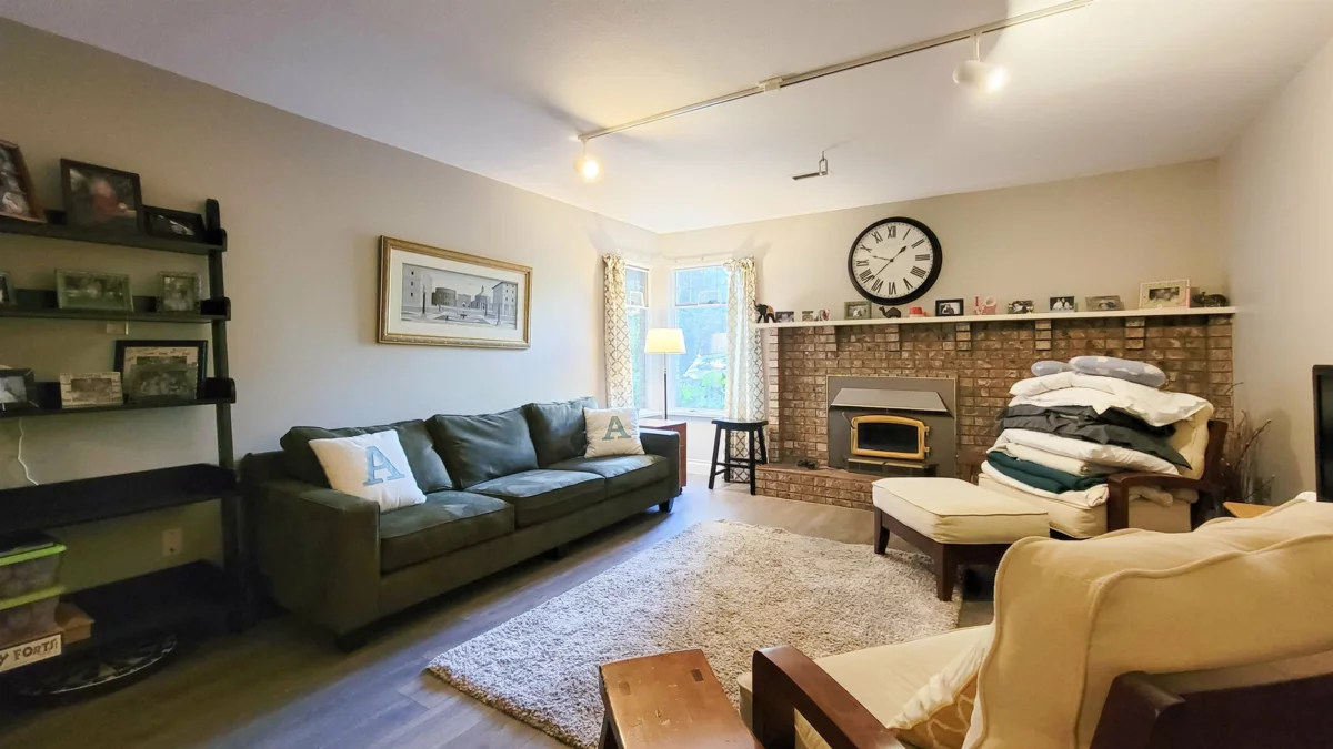 Primary Bedroom Photo of 3595 Wellington Crescent, North Vancouver, BC