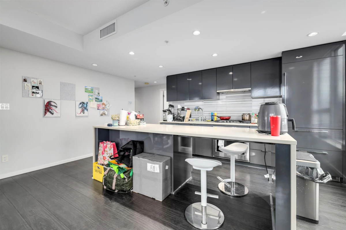 Dining Area Photo of 2907 5883 Barker Avenue, Burnaby, BC