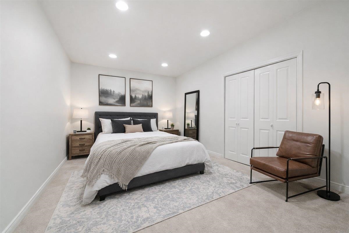 Front Yard Photo of 14 11355 Cottonwood Drive, Maple Ridge, BC