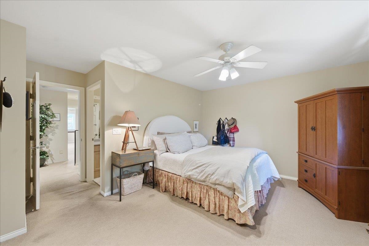 Guest Bathroom Photo of 14 11355 Cottonwood Drive, Maple Ridge, BC