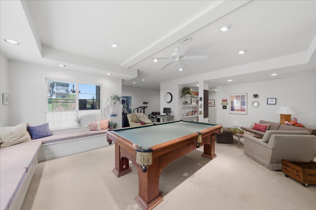 Hallway Photo of 14 11355 Cottonwood Drive, Maple Ridge, BC