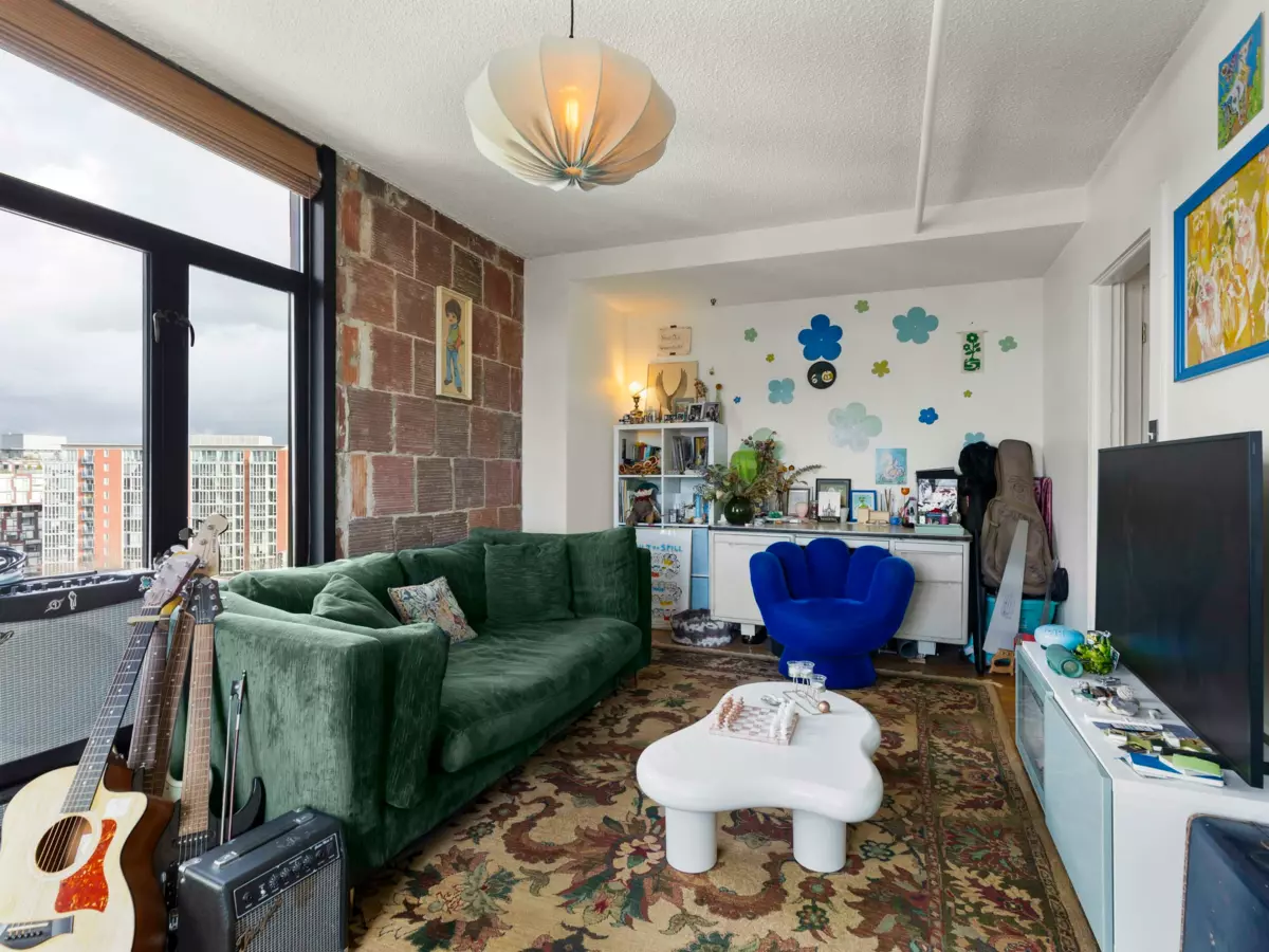 Bedroom 3 Photo of 709 175 E Broadway, Vancouver, BC