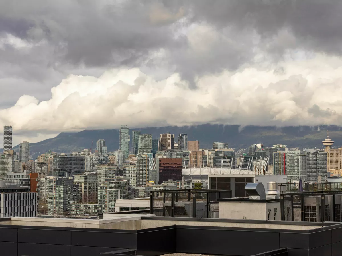Dining Area Photo of 709 175 E Broadway, Vancouver, BC
