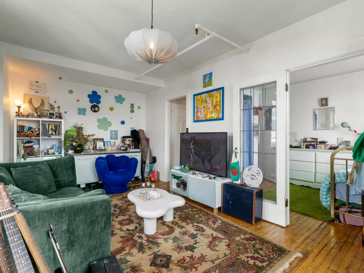 Office / Den Photo of 709 175 E Broadway, Vancouver, BC