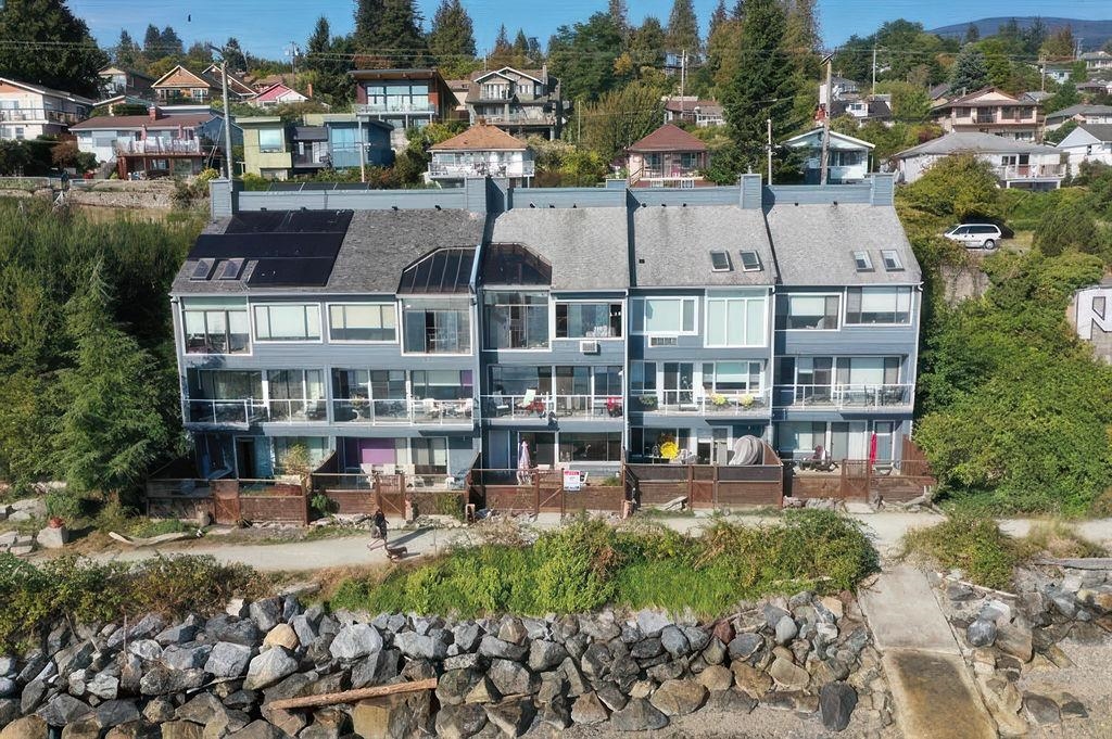 Office / Den Photo of 508 Marine Drive, Gibsons, BC